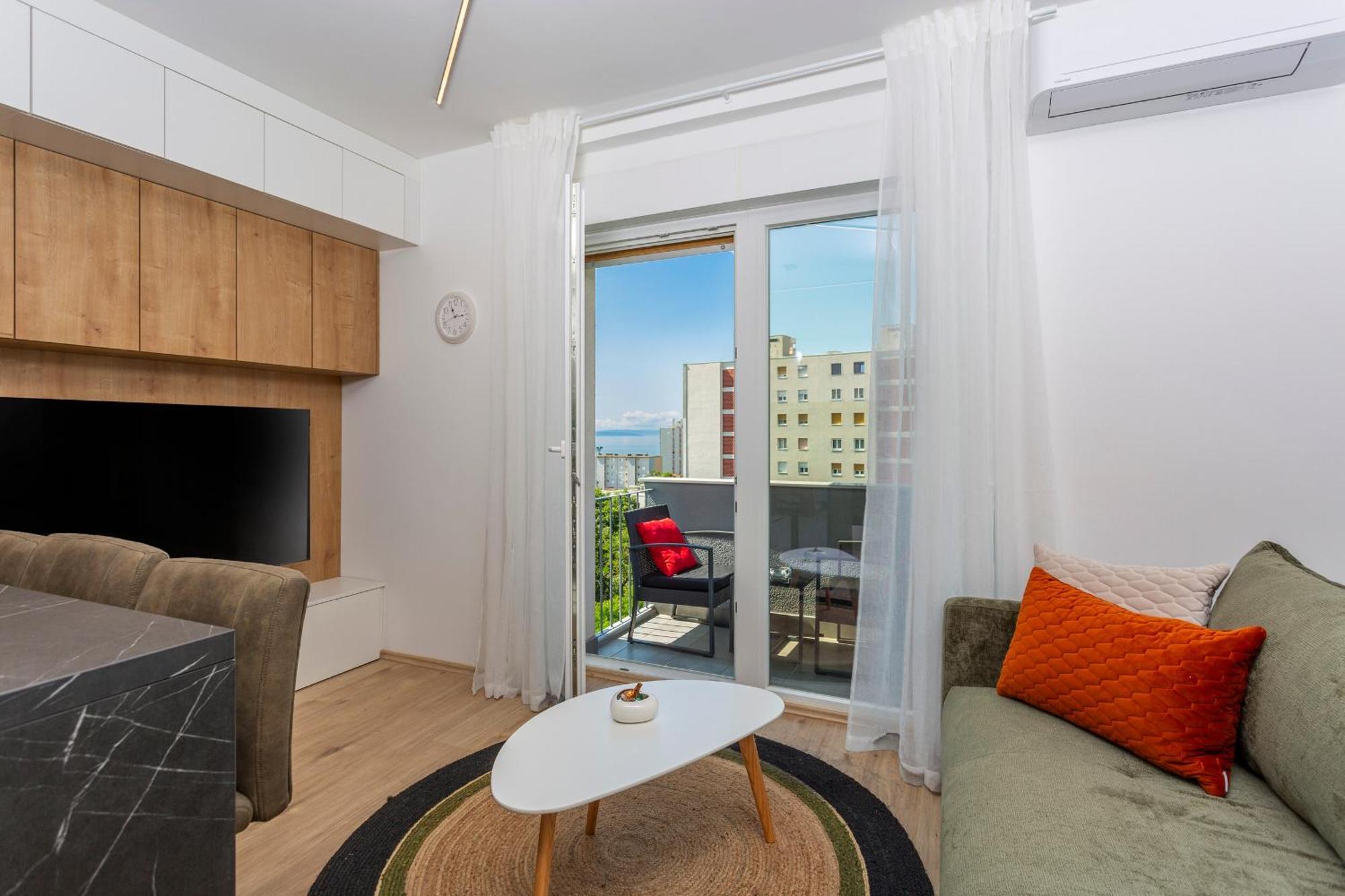 Brand New Apartment Close To The Beach, City Center And University Of Rijeka - Apartment Karlo Екстериор снимка