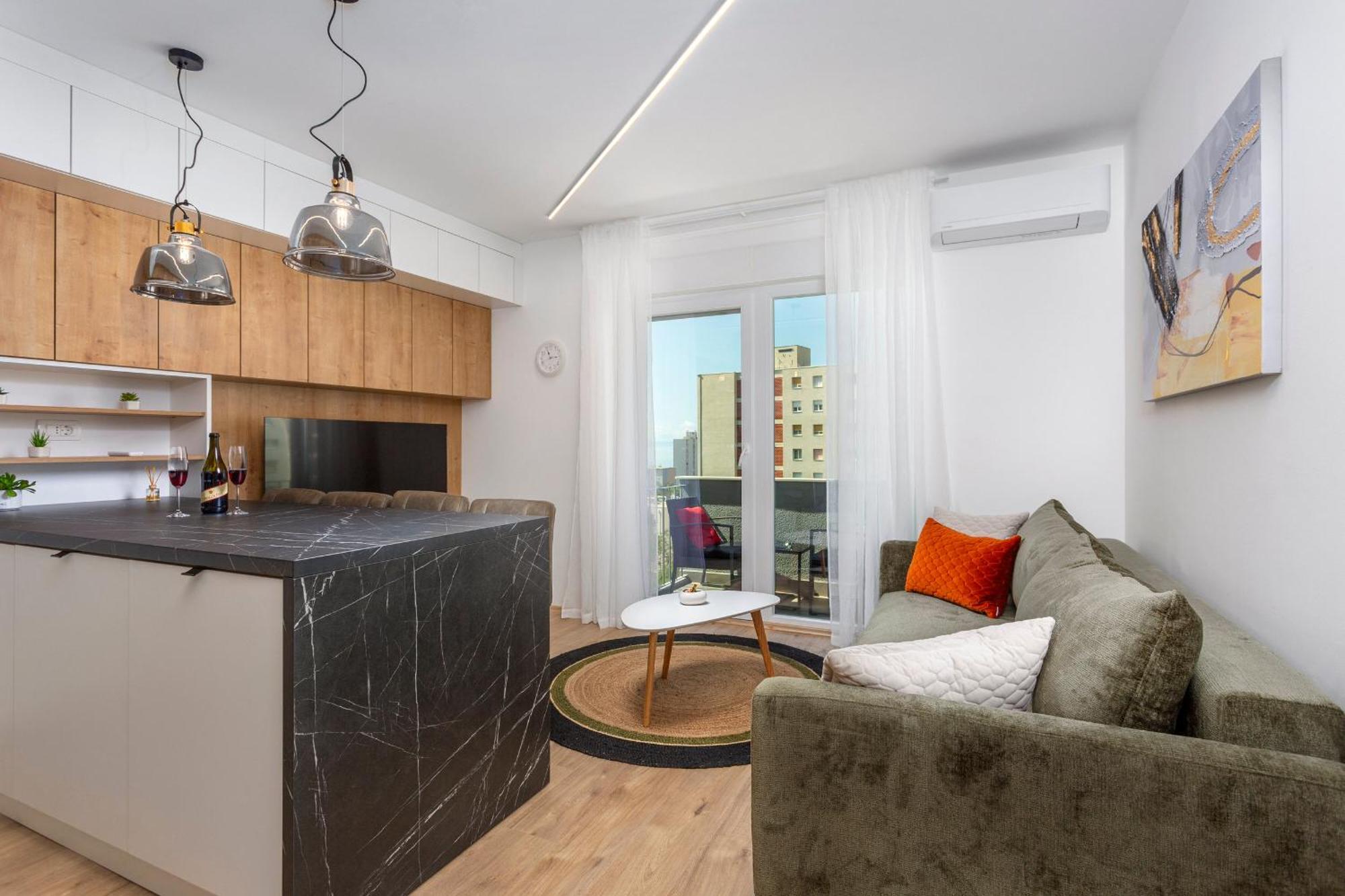 Brand New Apartment Close To The Beach, City Center And University Of Rijeka - Apartment Karlo Екстериор снимка