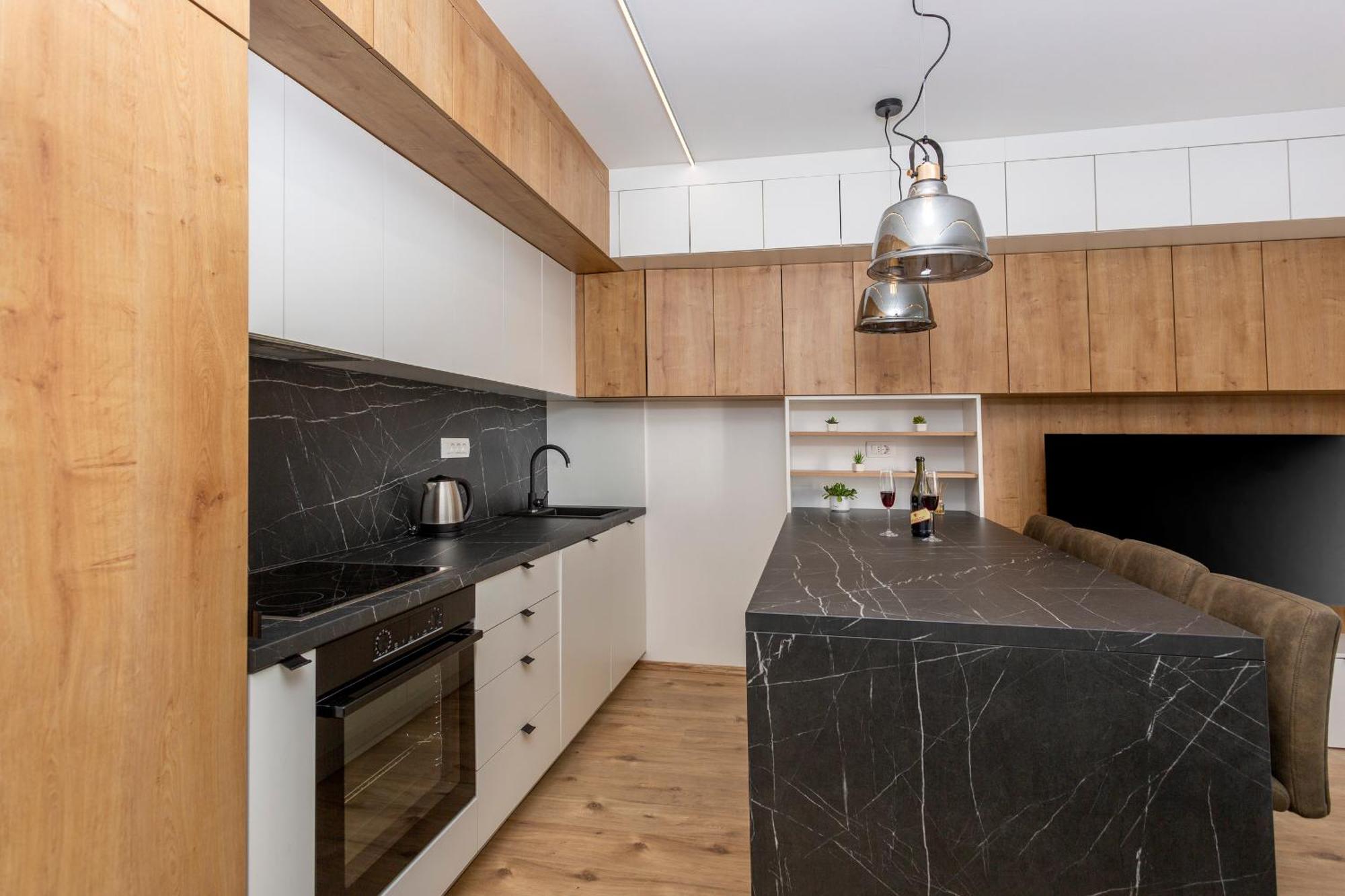 Brand New Apartment Close To The Beach, City Center And University Of Rijeka - Apartment Karlo Екстериор снимка
